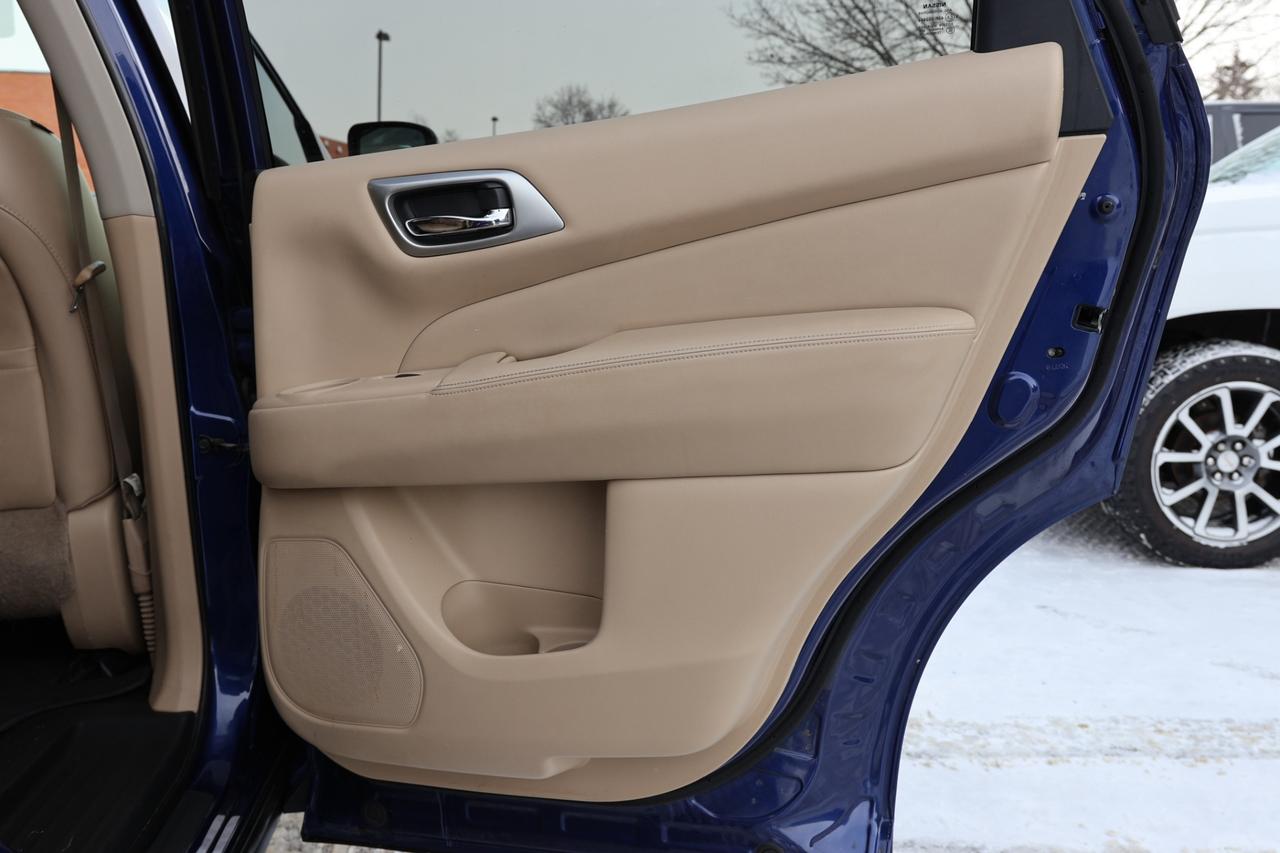 2018 Nissan Pathfinder SL-PREMIUM 4WD-7PASS-R STARTER/NAV/360 CAM/BLIS/KE Photo