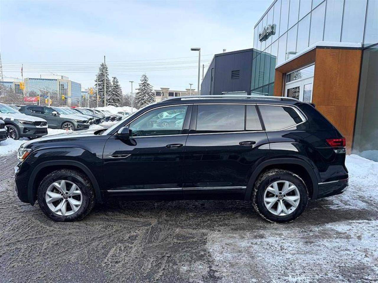 2023 Volkswagen Atlas Execline 3.6L 8sp at w/Tip 4MOTION Photo