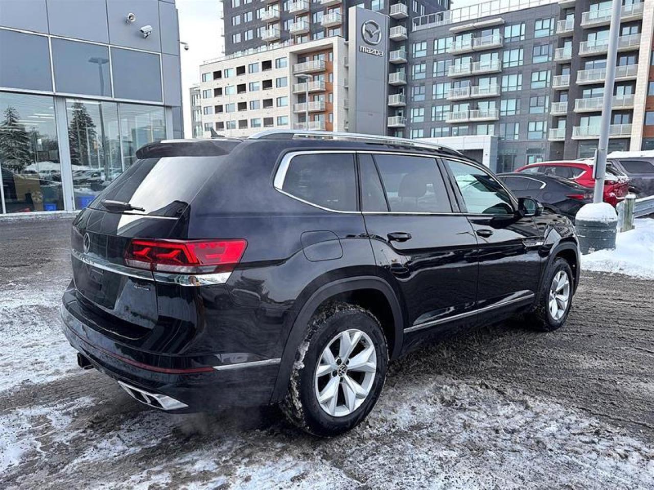 2023 Volkswagen Atlas Execline 3.6L 8sp at w/Tip 4MOTION Photo