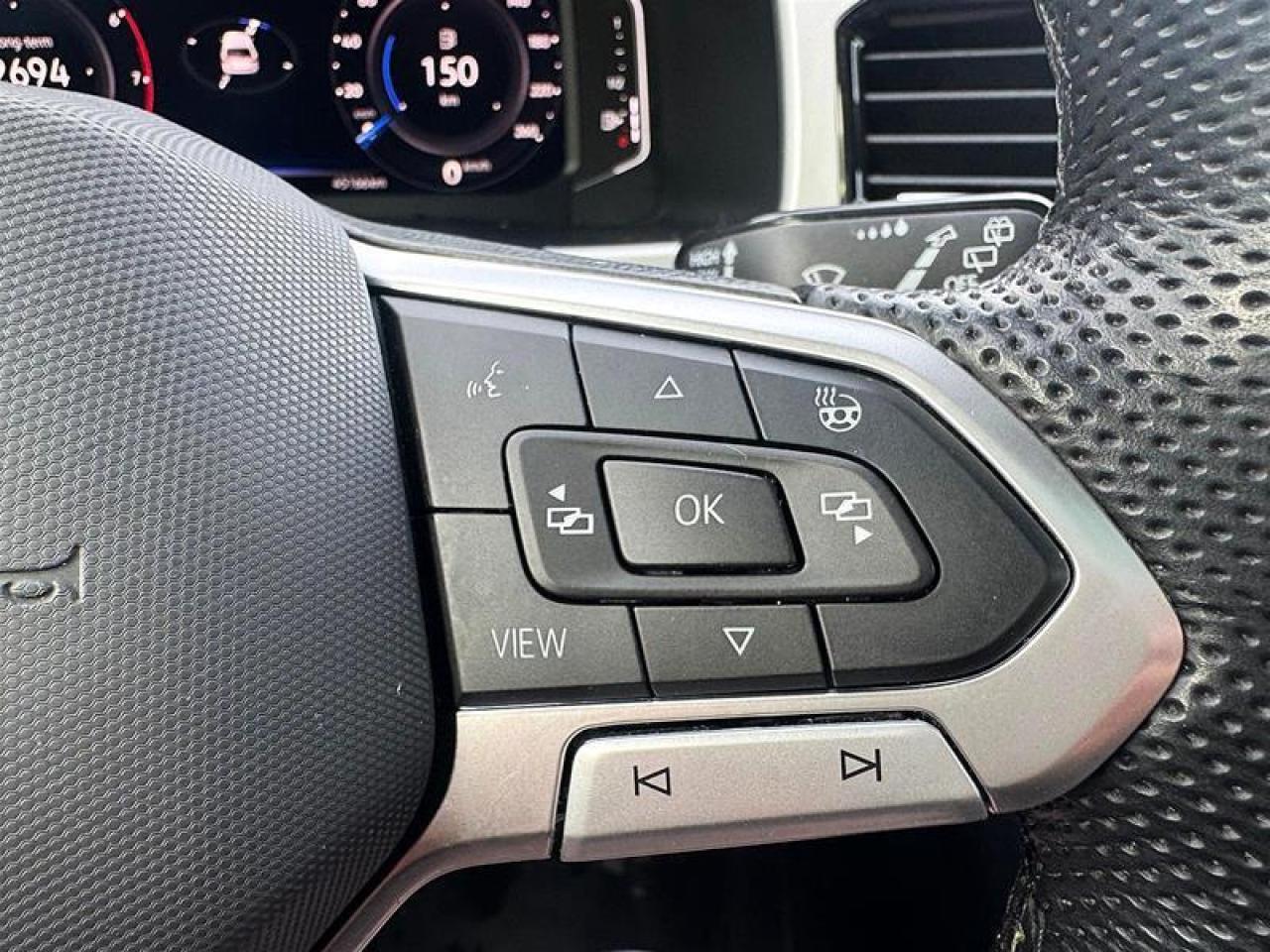 2023 Volkswagen Atlas Execline 3.6L 8sp at w/Tip 4MOTION Photo