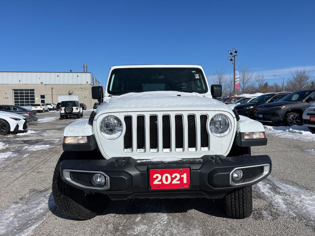 2021 Jeep Wrangler Sahara w/Leather, NAV, Heated Seats, Remote Start Photo