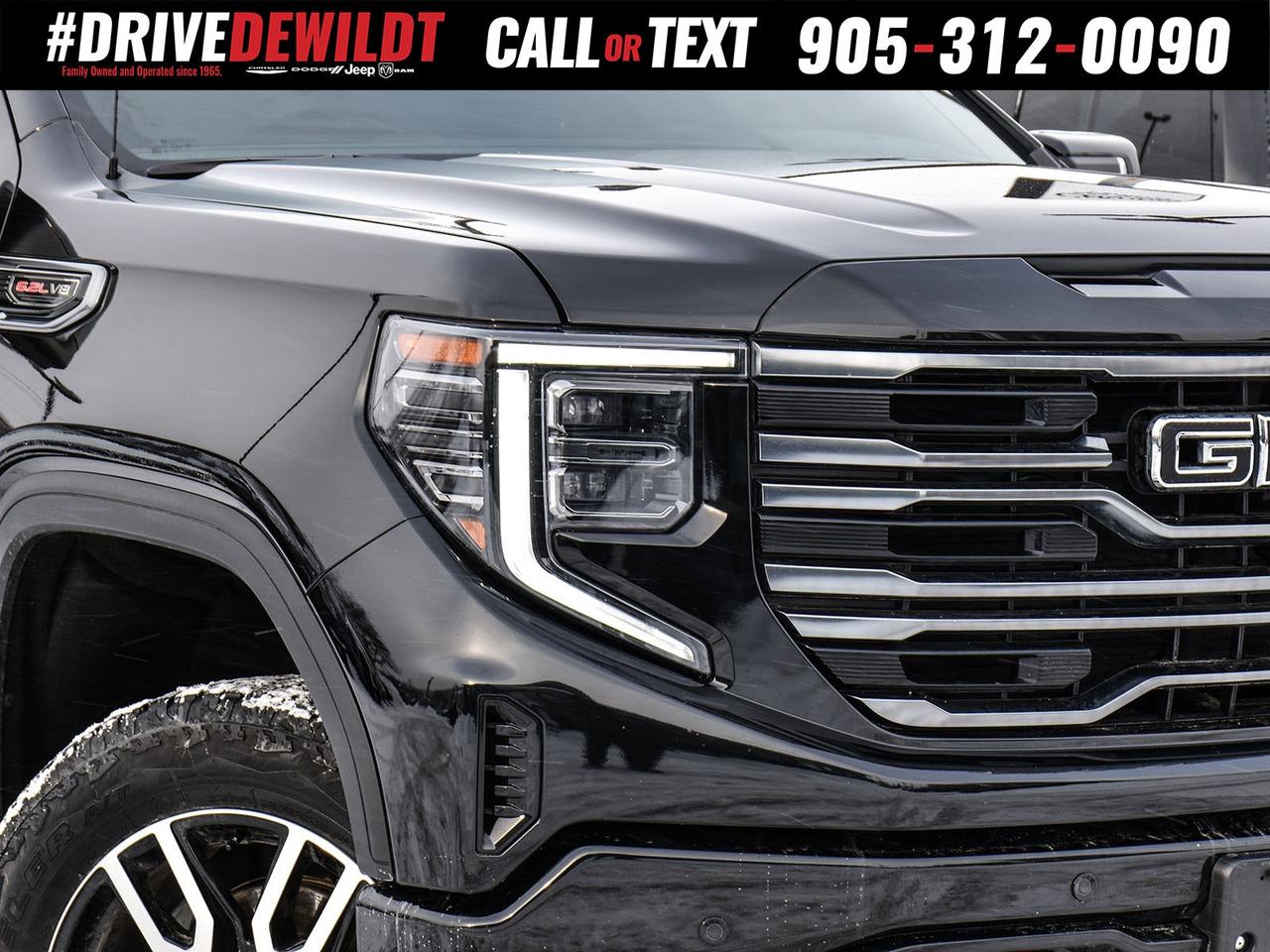 2025 GMC Sierra 1500 AT4   POWER SUNROOF   ONE OWNER Photo