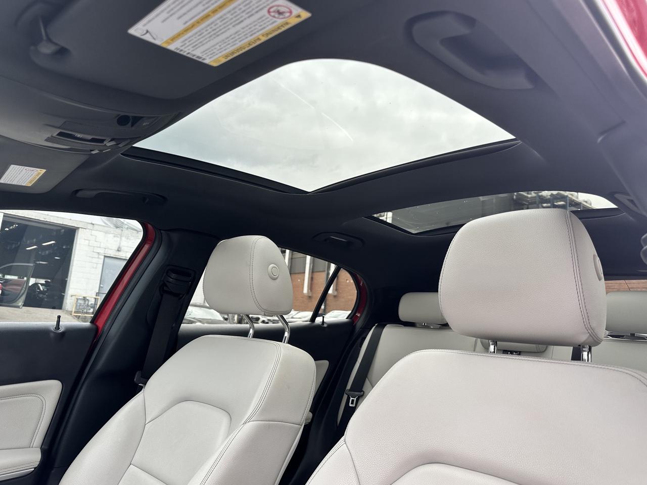 2019 Mercedes-Benz GLA-Class GLA 250 Photo