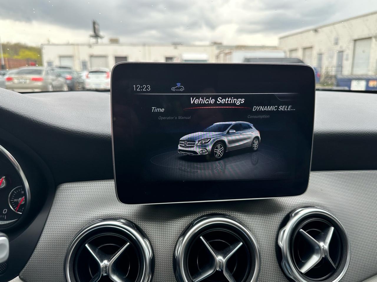 2019 Mercedes-Benz GLA-Class GLA 250 Photo
