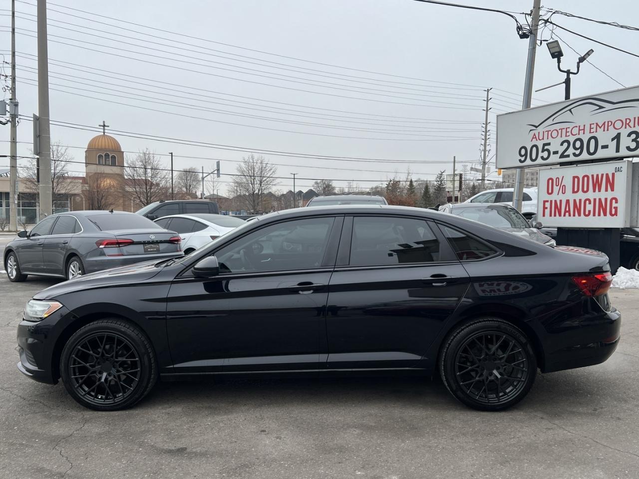 2019 Volkswagen Jetta Highline   Leather   Htd Seats   Alloys Photo