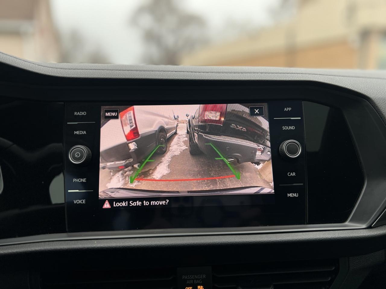 2019 Volkswagen Jetta Highline   Leather   Htd Seats   Alloys Photo