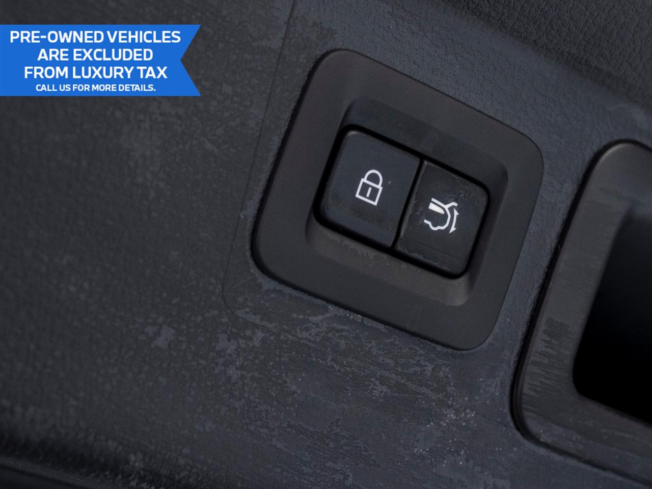 2024 Mazda CX-50 LOCALLY OWNED AND SERVICED-HEADS UP DISPLAY Photo