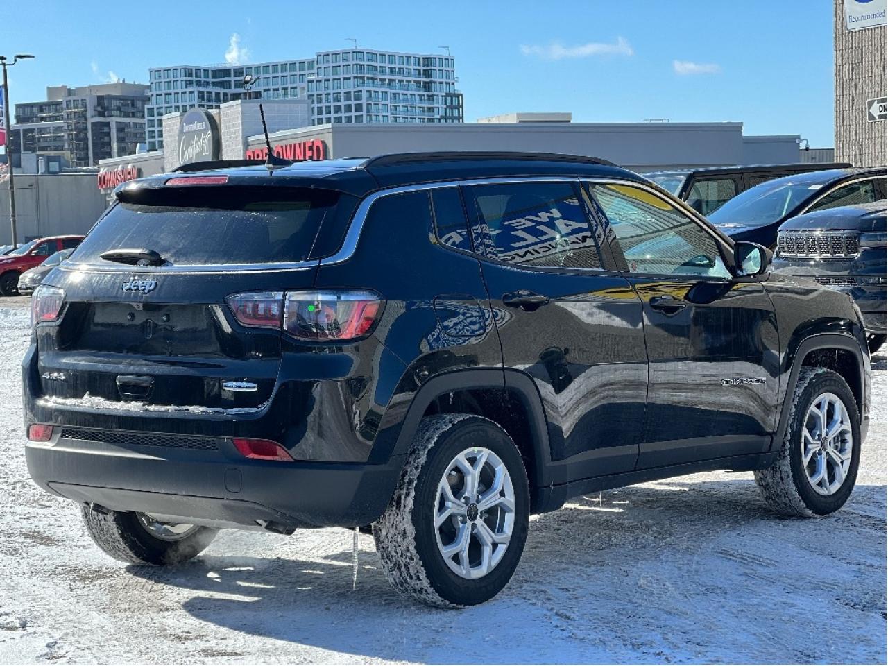 2025 Jeep Compass NORTH 4X4 Photo4