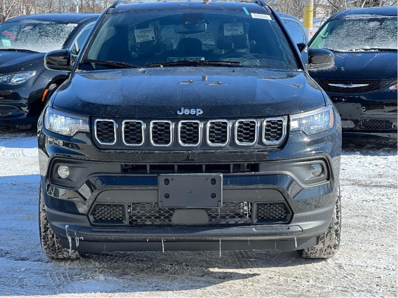 2025 Jeep Compass NORTH 4X4 Photo