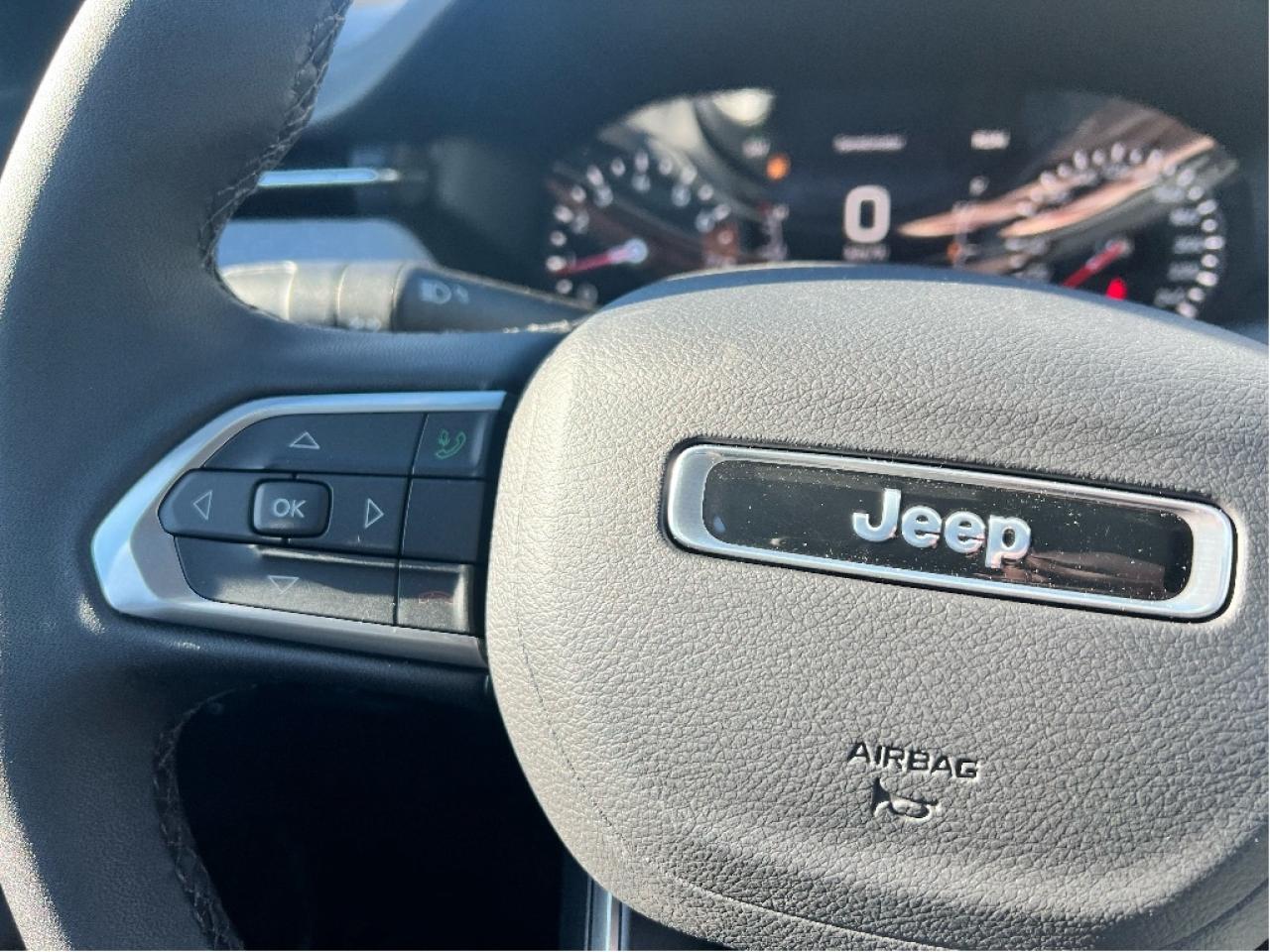 2025 Jeep Compass NORTH 4X4 Photo