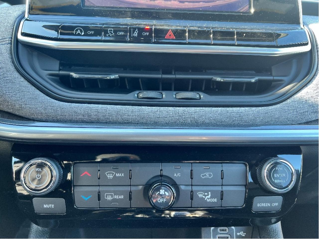 2025 Jeep Compass NORTH 4X4 Photo