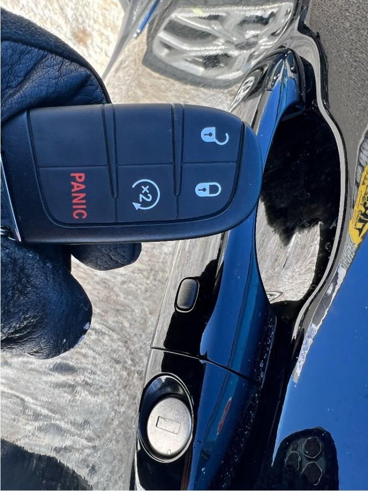 2025 Jeep Compass NORTH 4X4 Photo