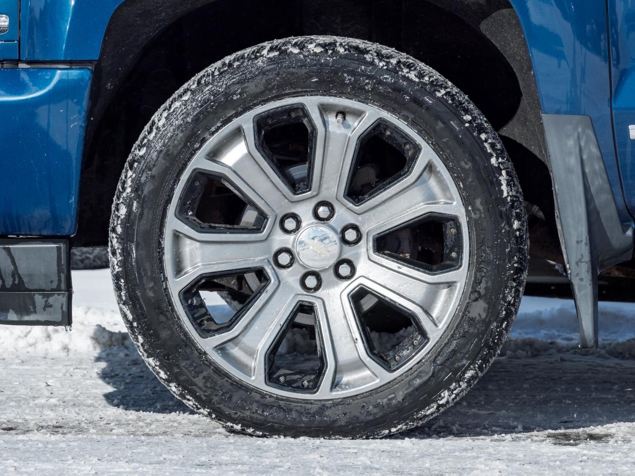 2017 Chevrolet Silverado 1500 4WD Crew Cab 143.5  LTZ w-2LZ Photo