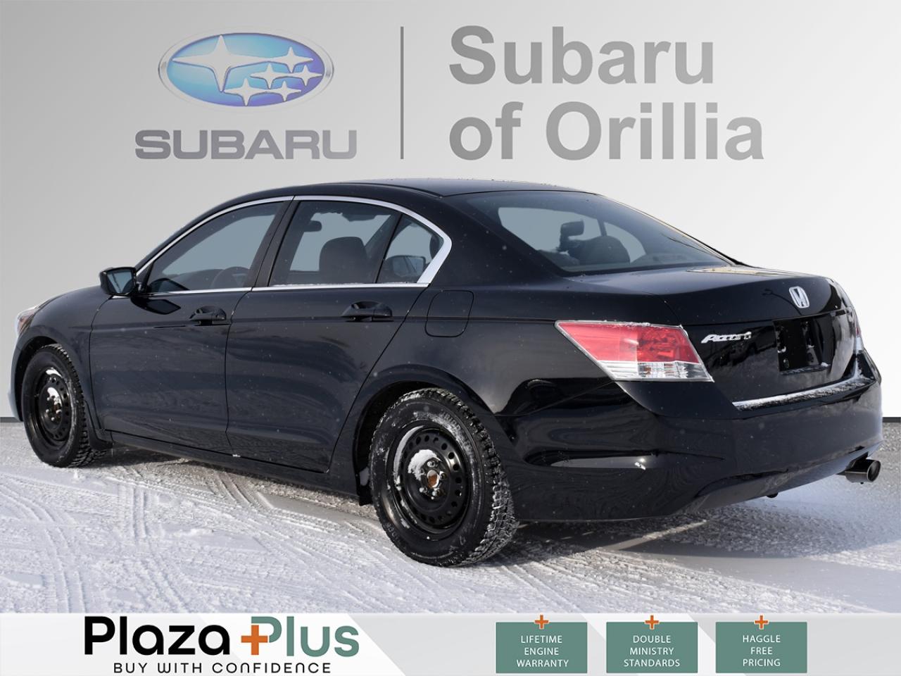 2010 Honda Accord Sedan LX   62,200KM   CLEAN CARFAX   VERY LOW KM   NO RU Photo