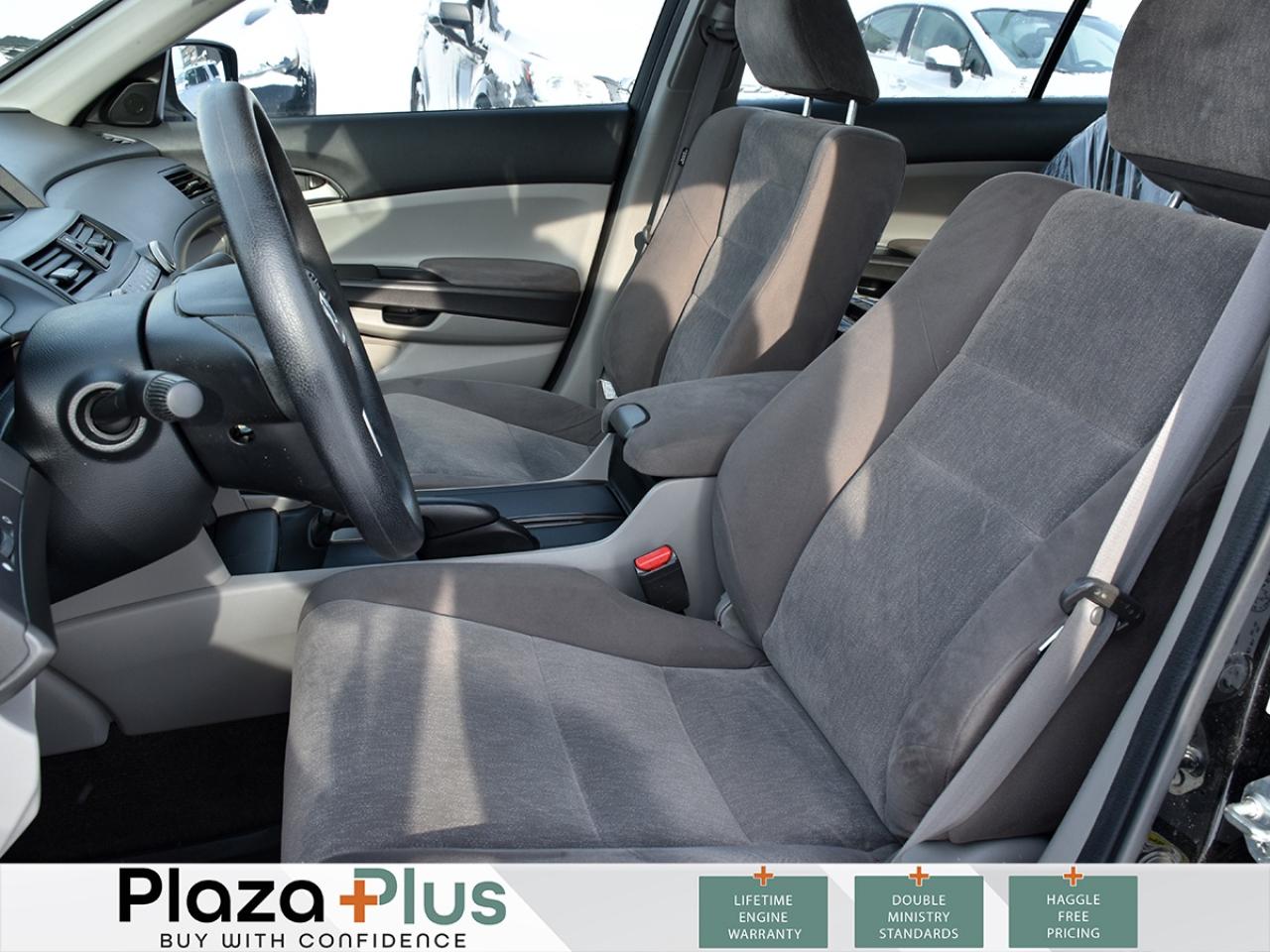 2010 Honda Accord Sedan LX   62,200KM   CLEAN CARFAX   VERY LOW KM   NO RU Photo