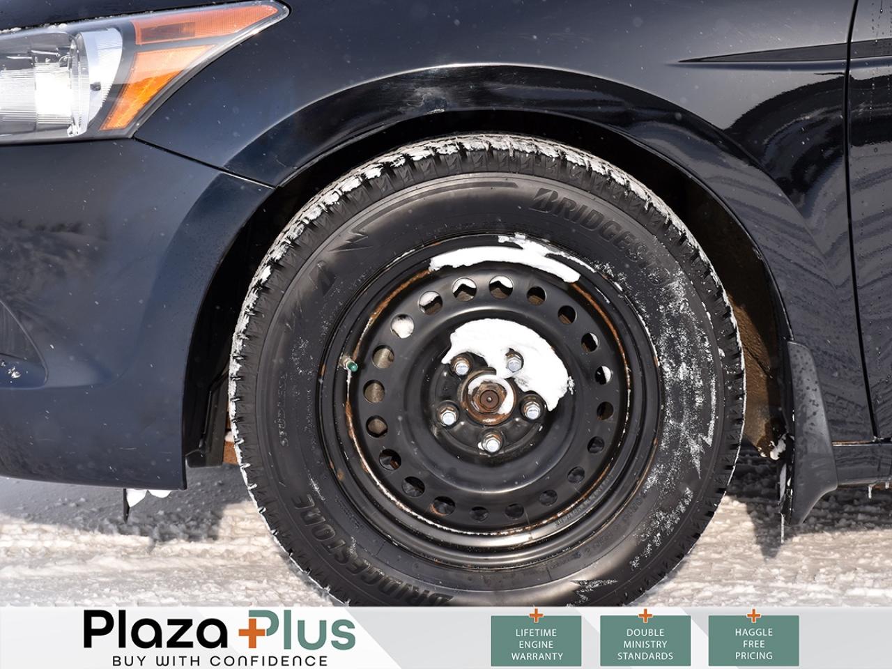 2010 Honda Accord Sedan LX   62,200KM   CLEAN CARFAX   VERY LOW KM   NO RU Photo