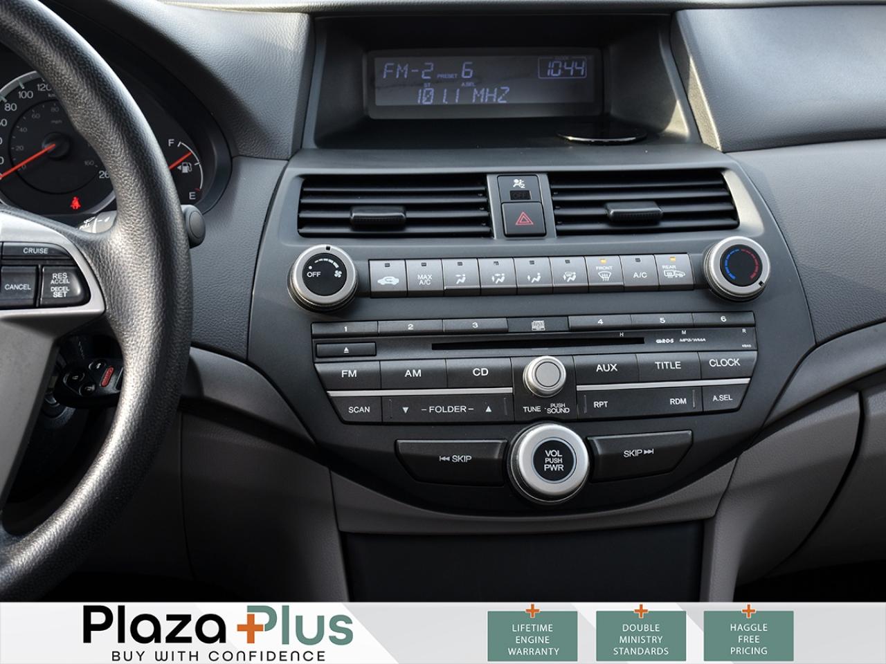 2010 Honda Accord Sedan LX   62,200KM   CLEAN CARFAX   VERY LOW KM   NO RU Photo