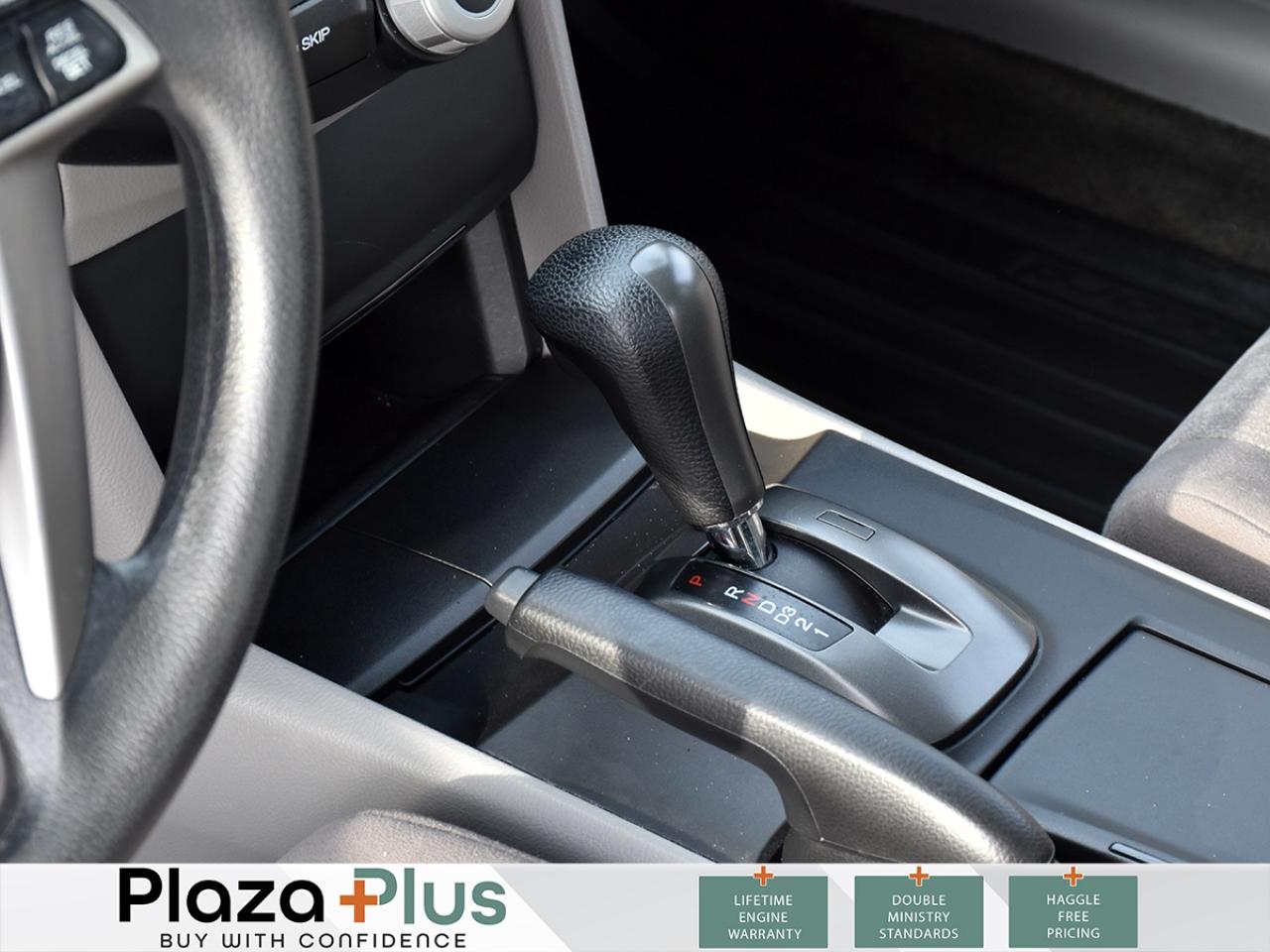 2010 Honda Accord Sedan LX   62,200KM   CLEAN CARFAX   VERY LOW KM   NO RU Photo