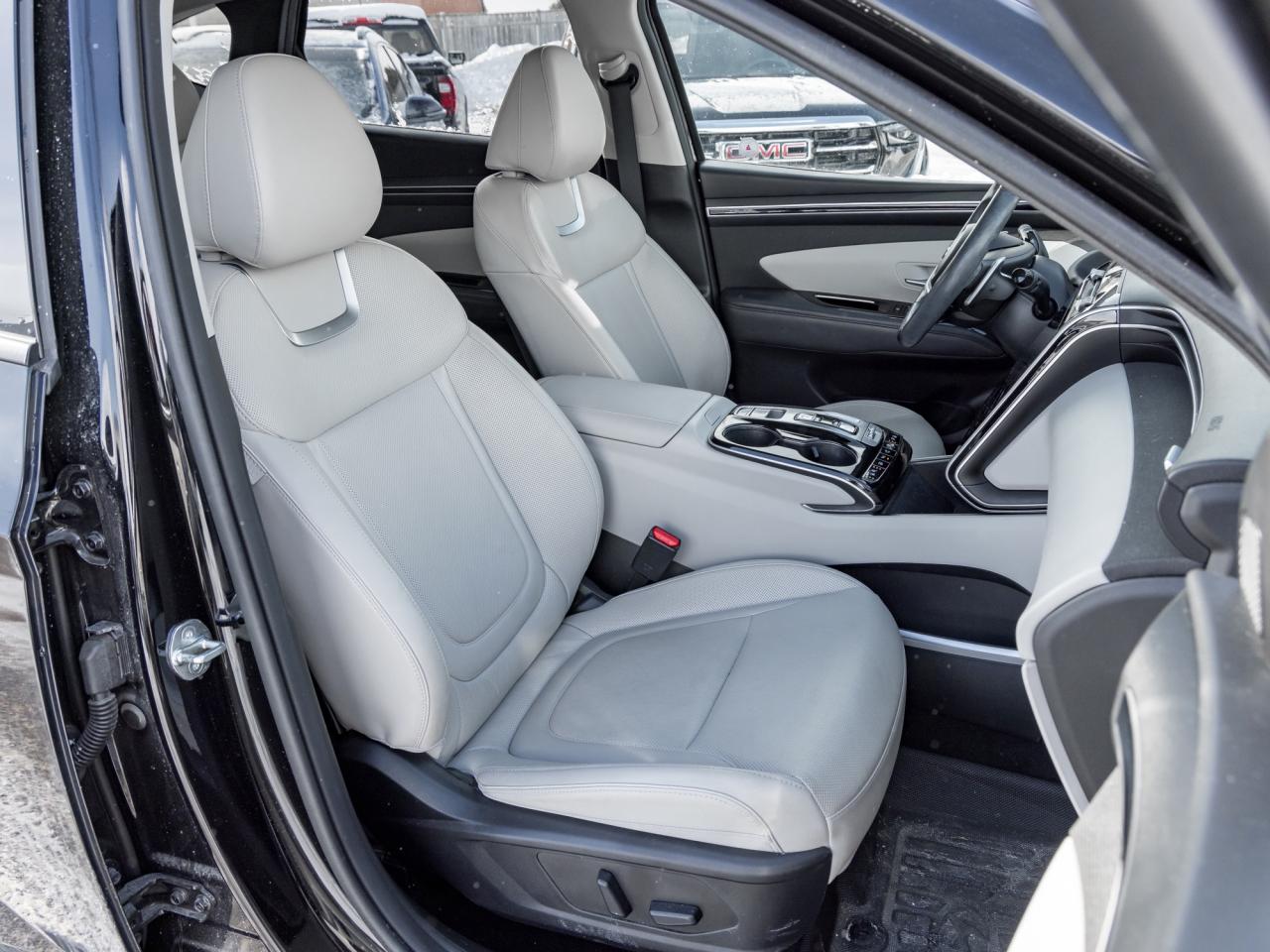 2023 Hyundai Tucson Hybrid Ultimate AWD   Local trade Photo