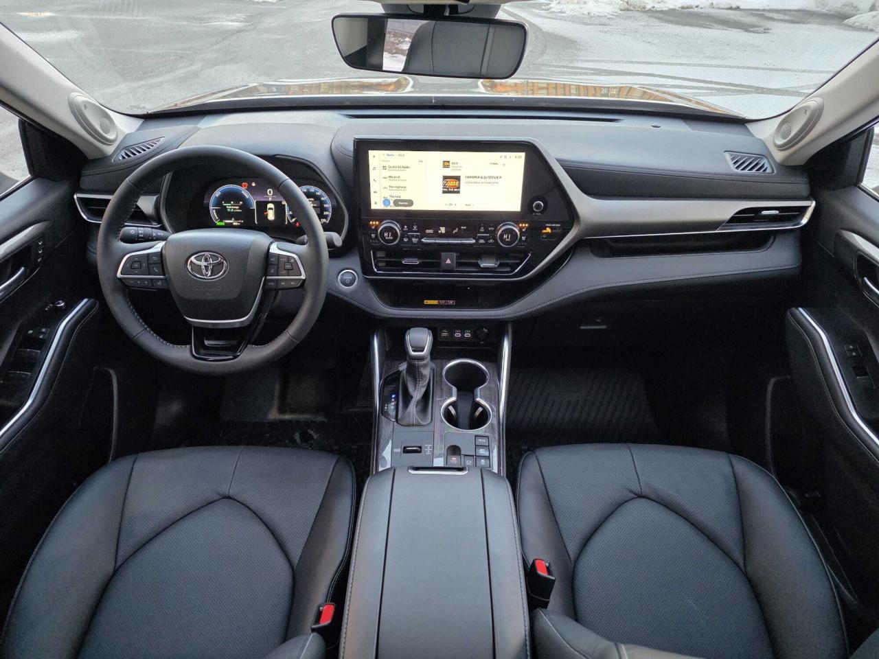 2025 Toyota Highlander HYBRID Limited AWD Photo