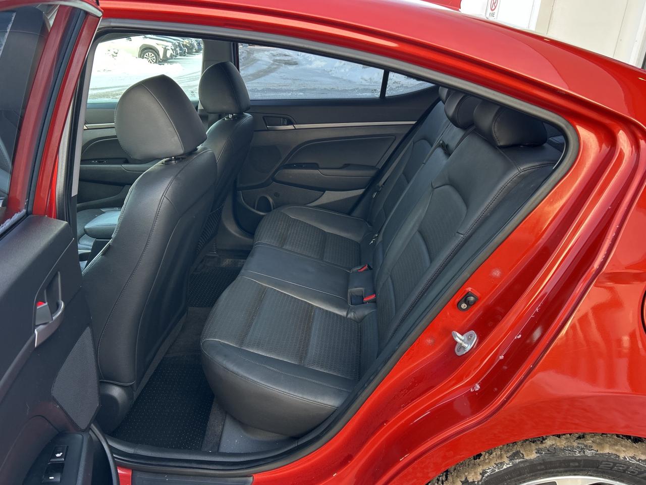 2017 Hyundai Elantra Limited Photo