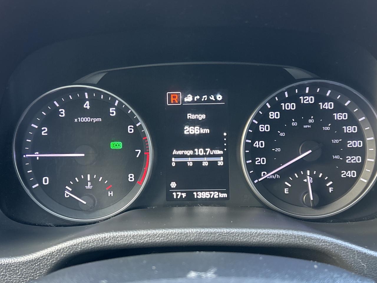 2017 Hyundai Elantra Limited Photo