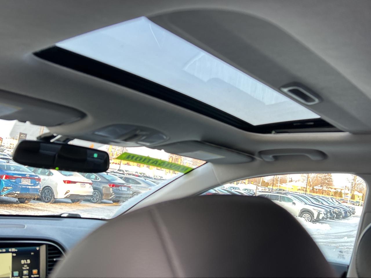 2017 Hyundai Elantra Limited Photo