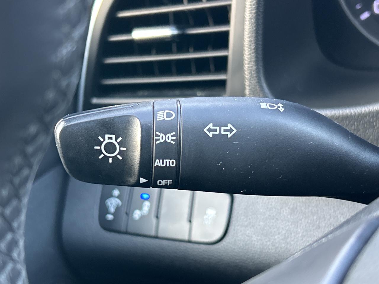 2017 Hyundai Elantra Limited Photo