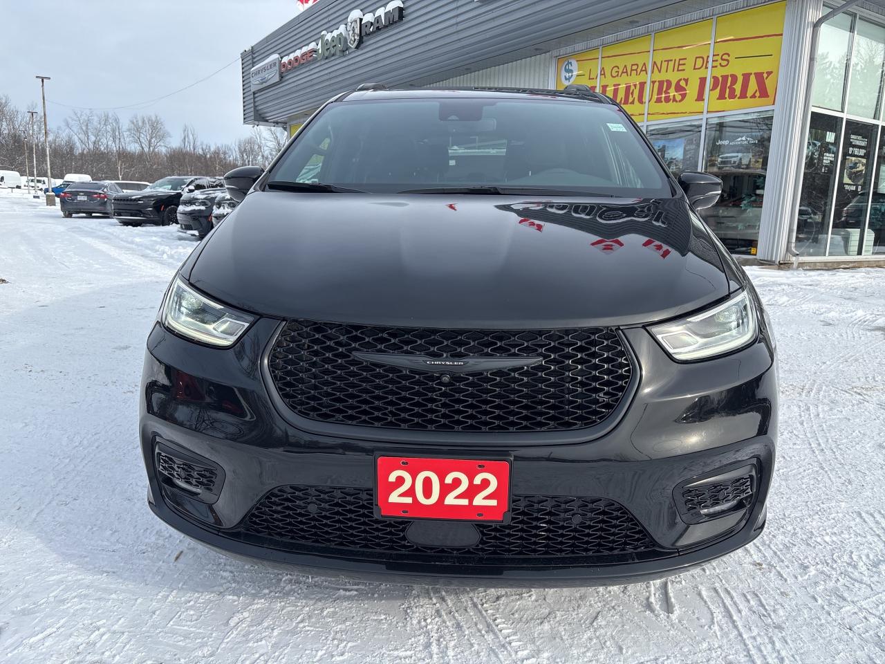 2022 Chrysler Pacifica Limited Photo