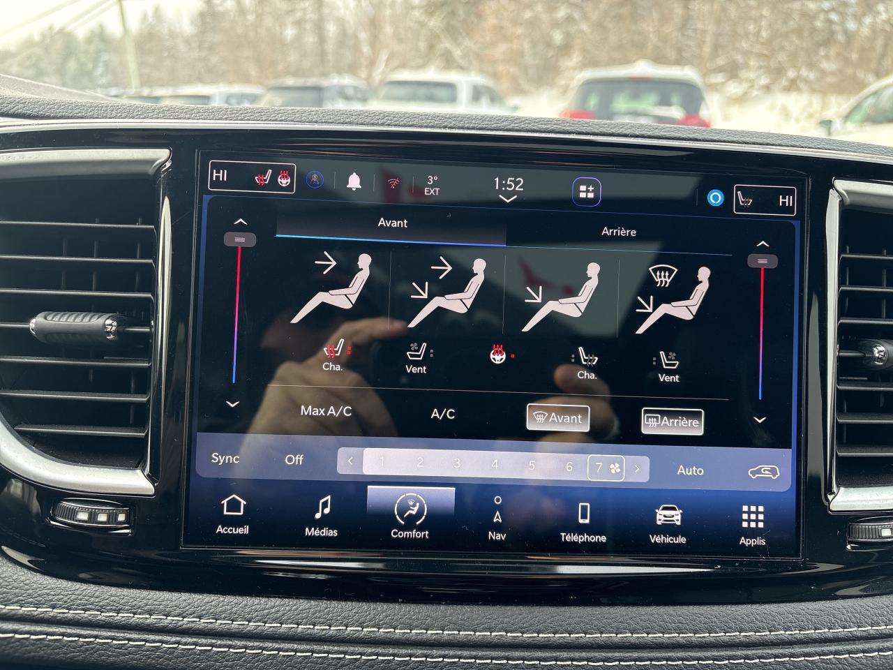 2022 Chrysler Pacifica Limited Photo