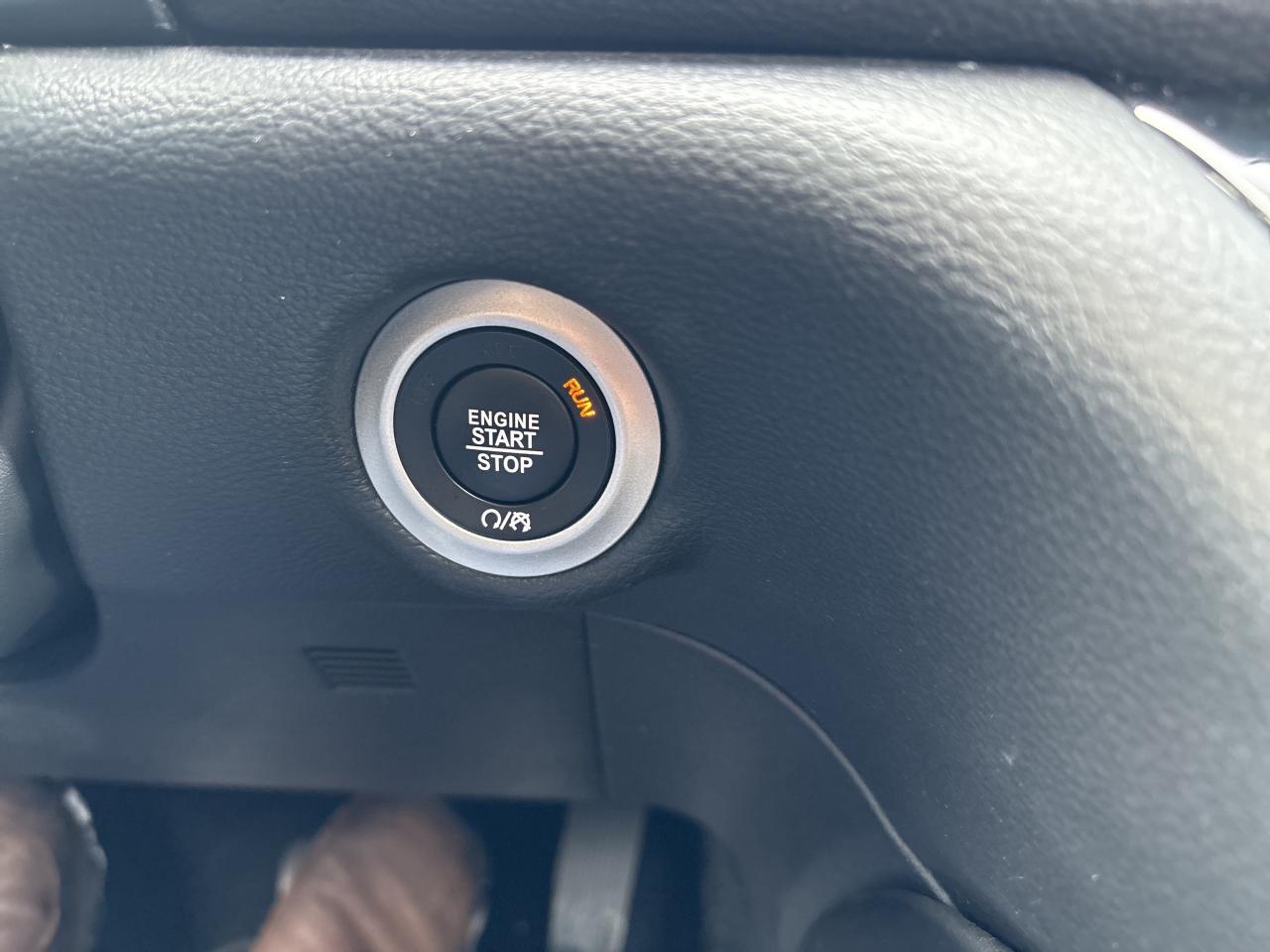 2022 Chrysler Pacifica Limited Photo