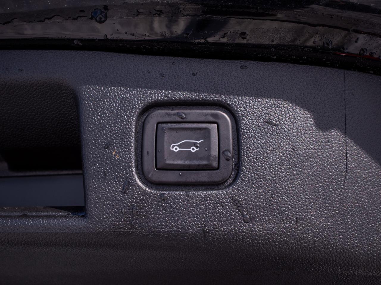 2024 Chevrolet Blazer EV eAWD RS - Power Liftgate Photo