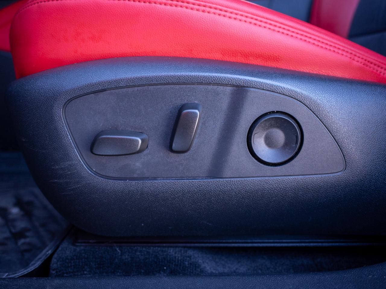 2024 Chevrolet Blazer EV eAWD RS - Power Liftgate Photo