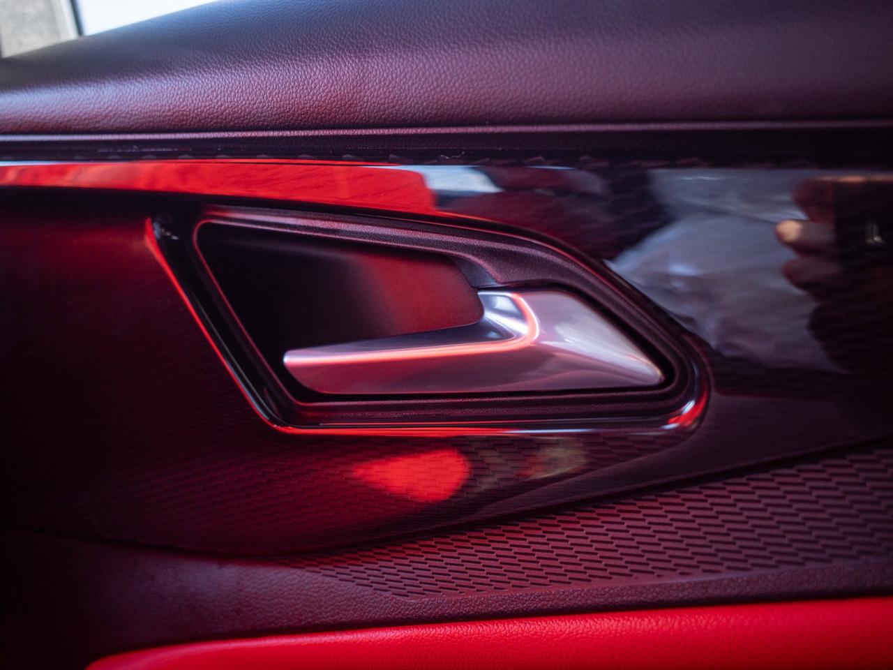 2024 Chevrolet Blazer EV eAWD RS - Power Liftgate Photo