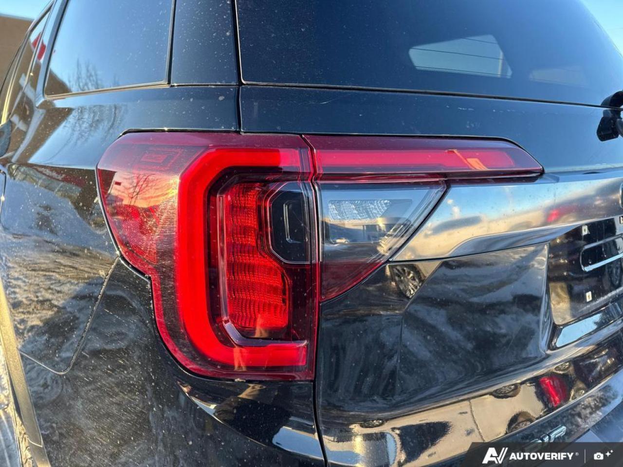 2022 GMC Acadia AT4 AWD   NO CLAIMS   ONE OWNER   SUNROOF Photo