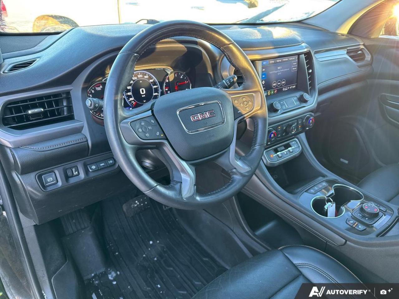 2022 GMC Acadia AT4 AWD   NO CLAIMS   ONE OWNER   SUNROOF Photo