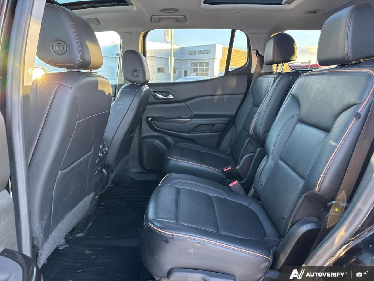 2022 GMC Acadia AT4 AWD   NO CLAIMS   ONE OWNER   SUNROOF Photo