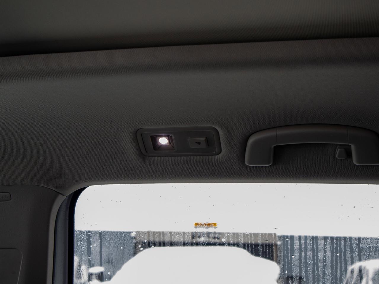 2023 Volkswagen Atlas Highline - Sunroof   Seat Memory Photo