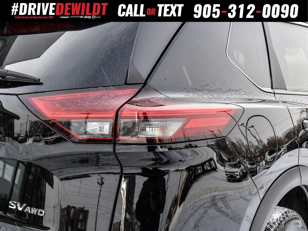 2023 Nissan Rogue SV MOONROOF   ALL WHEEL DRIVE   HEATED SEATS Photo