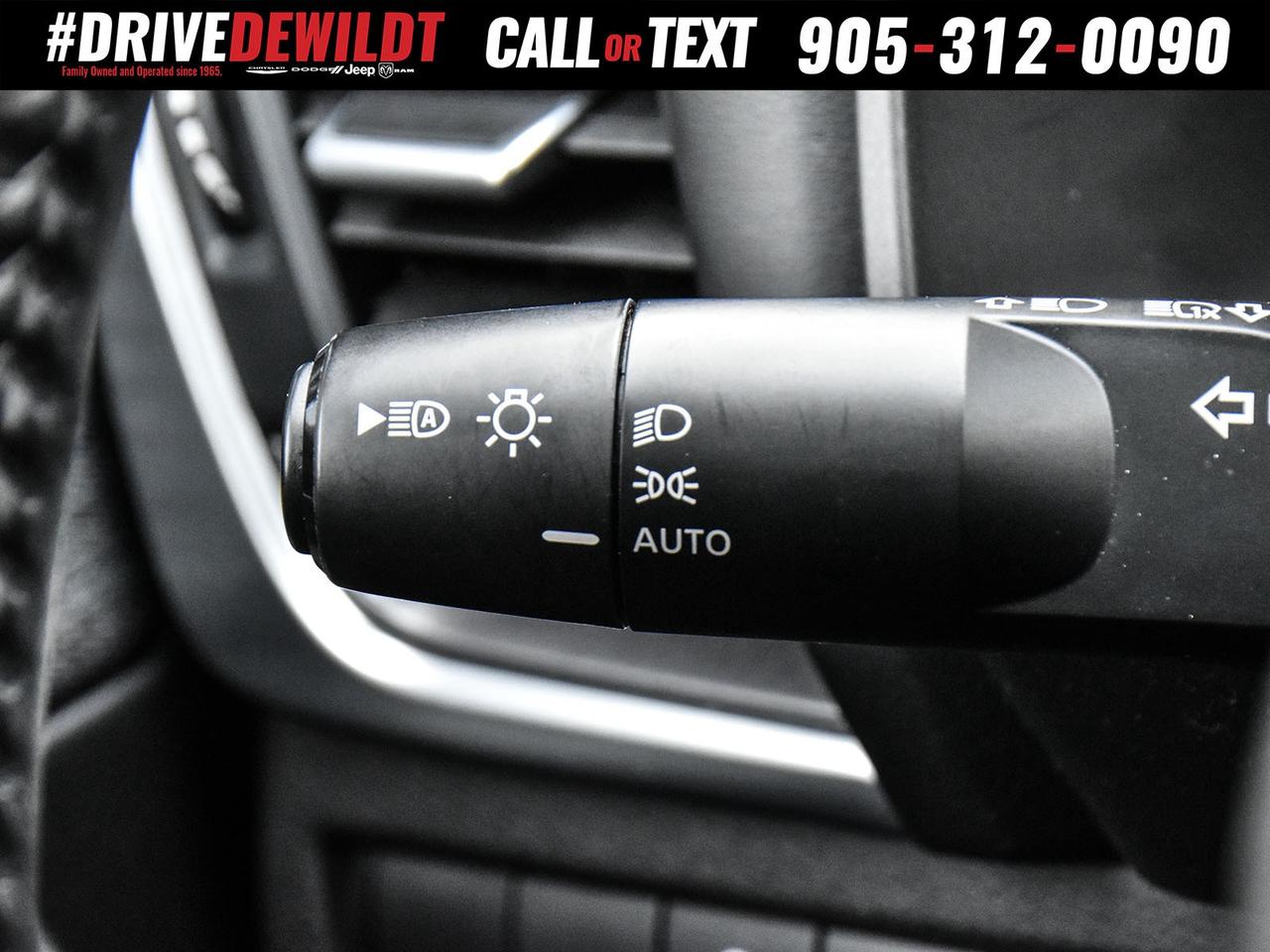 2023 Nissan Rogue SV MOONROOF   ALL WHEEL DRIVE   HEATED SEATS Photo