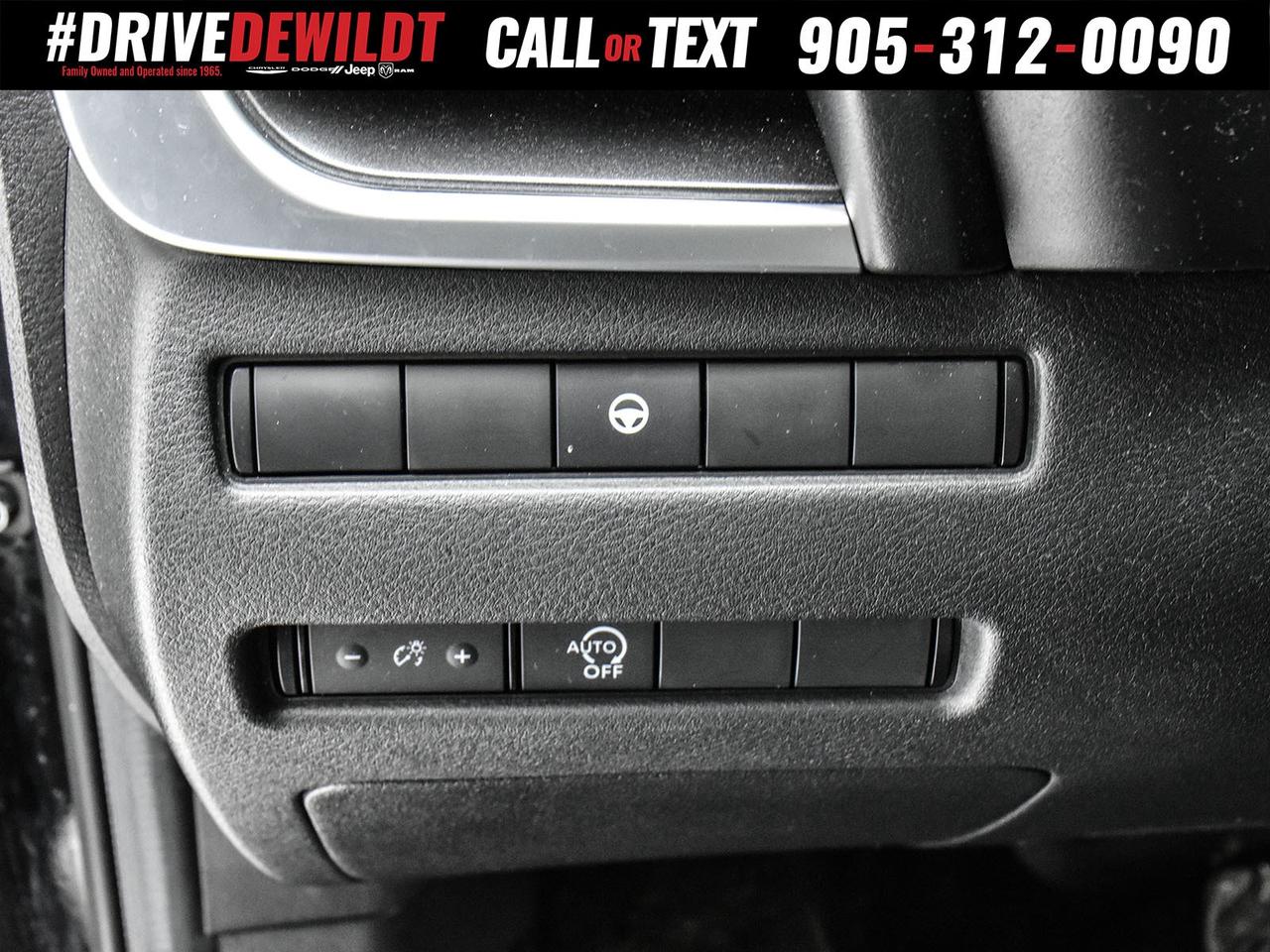 2023 Nissan Rogue SV MOONROOF   ALL WHEEL DRIVE   HEATED SEATS Photo