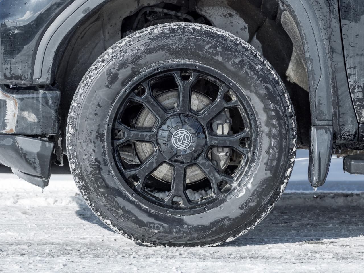 2025 GMC Sierra 1500 4WD Crew Cab 147  Denali Photo