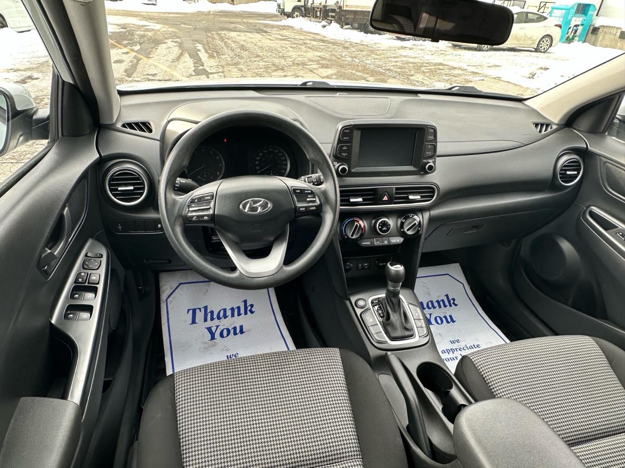 2019 Hyundai KONA Essential ~ CarPlay ~ No Accidents ~ Certified Photo