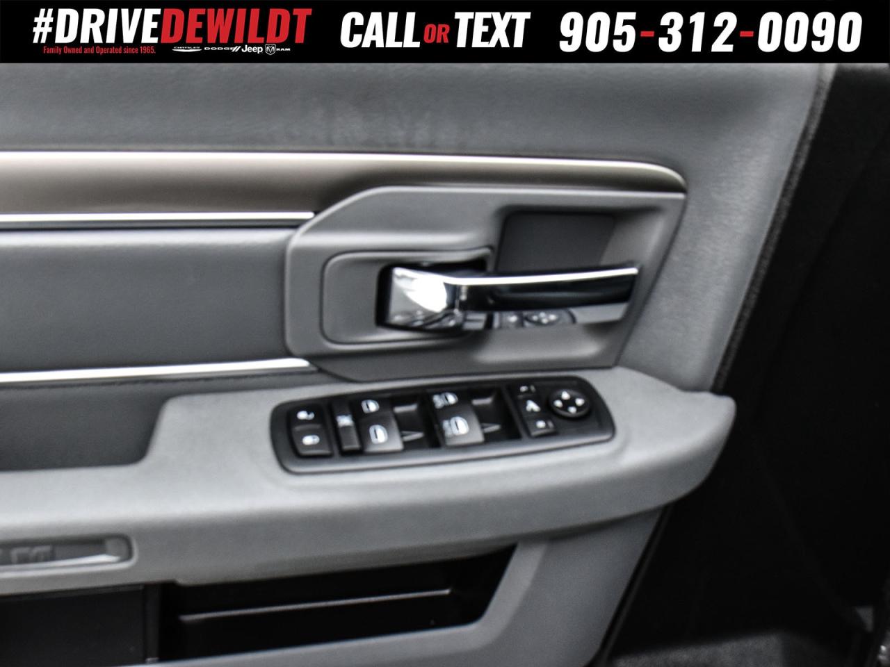 2020 RAM 1500 Classic WARLOCK   HEATED SEATS + WHEEL   HEMI ENGINE Photo