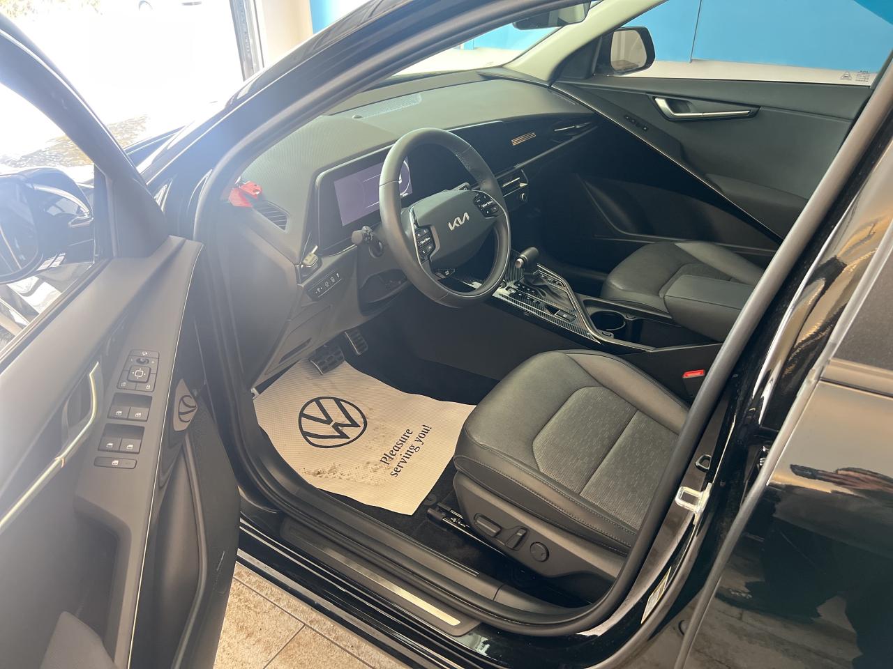 2024 Kia NIRO SX FWD Photo