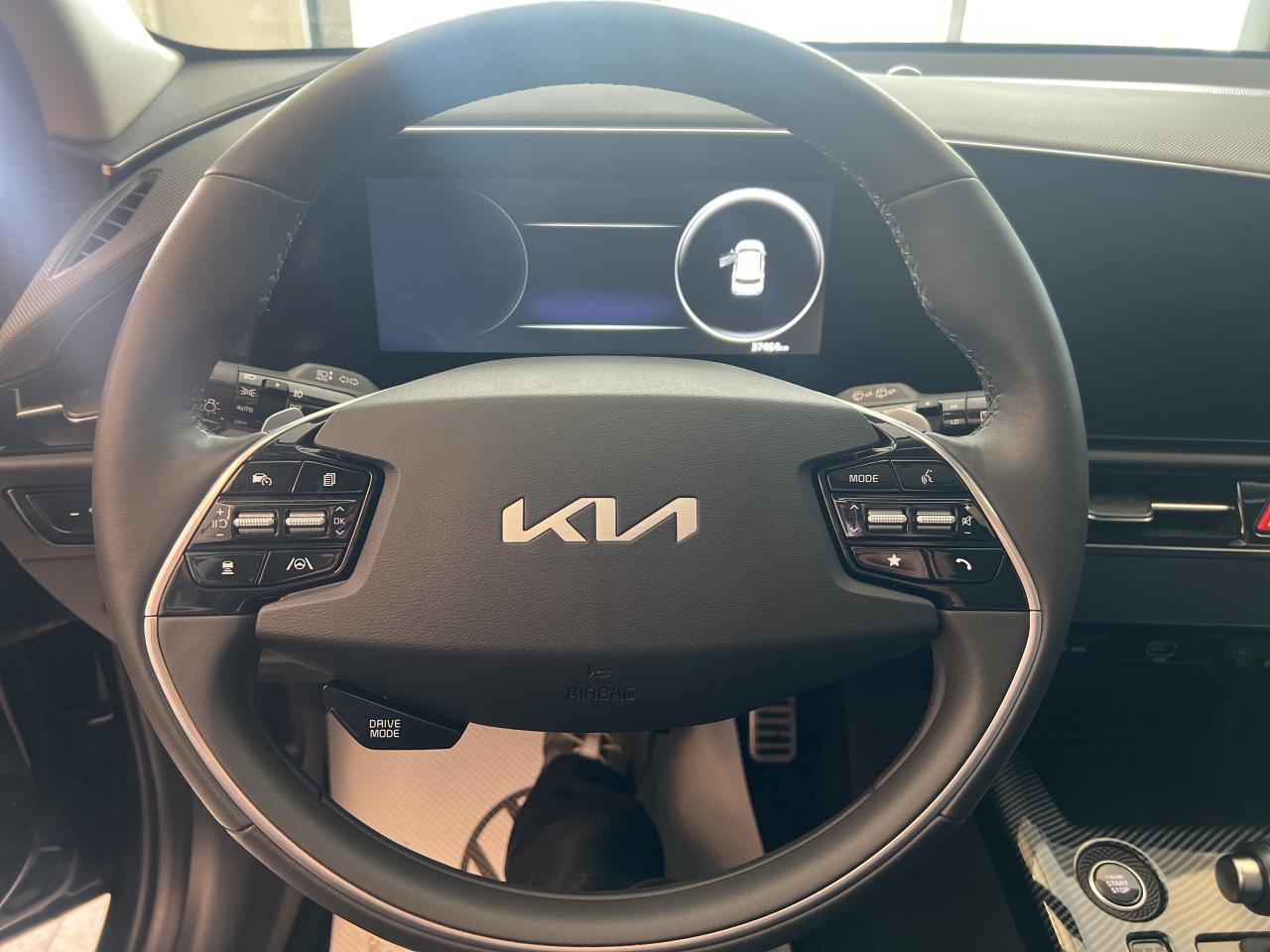 2024 Kia NIRO SX FWD Photo