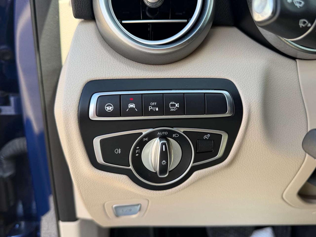 2018 Mercedes-Benz GLC GLC 300 ~ Coupe ~ 4MATIC ~ CERTIFIED Photo