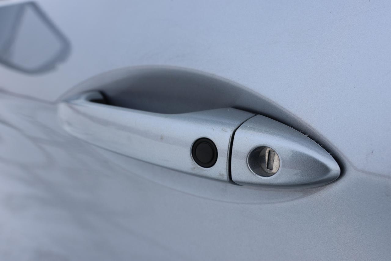 2016 Honda Pilot EXL-4WD-7PASS-R STARTER/NAV/LEATHER/SUNROOF/KEYLES Photo