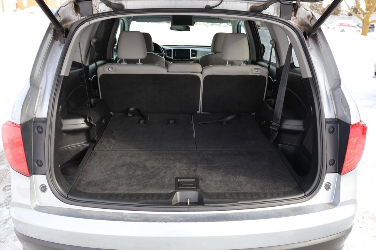 2016 Honda Pilot EXL-4WD-7PASS-R STARTER/NAV/LEATHER/SUNROOF/KEYLES Photo
