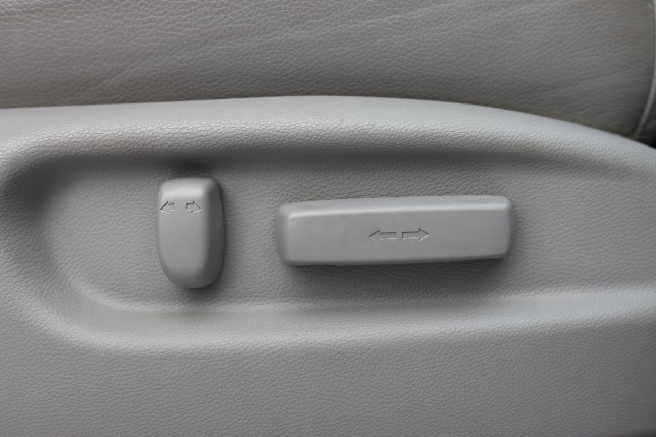 2016 Honda Pilot EXL-4WD-7PASS-R STARTER/NAV/LEATHER/SUNROOF/KEYLES Photo